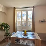 Апартаменты Grand T3-coeur De Fontainebleau-300 M Du Chateau Фонтенбло
