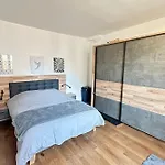 Grand T3-coeur De Fontainebleau-300 M Du Chateau Апартаменты *