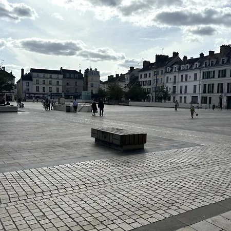 Apartment Grand T3-coeur De Fontainebleau-300 M Du Chateau *