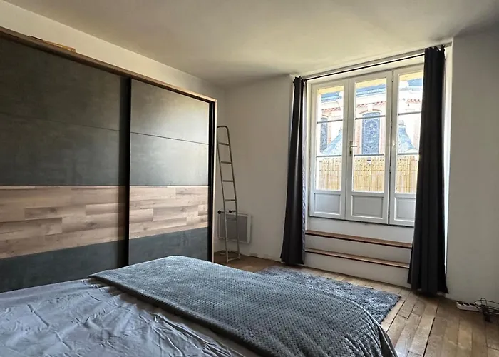 Grand T3-coeur De Fontainebleau-300 M Du Chateau Apartment