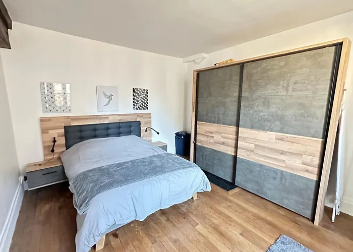 Grand T3-coeur De Fontainebleau-300 M Du Chateau Apartment *